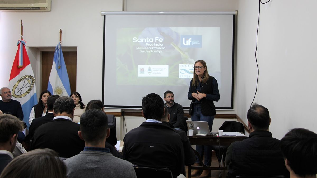 El encuentro contó con la participación de representantes de 19 entidades, asociaciones y emprendedores privados.