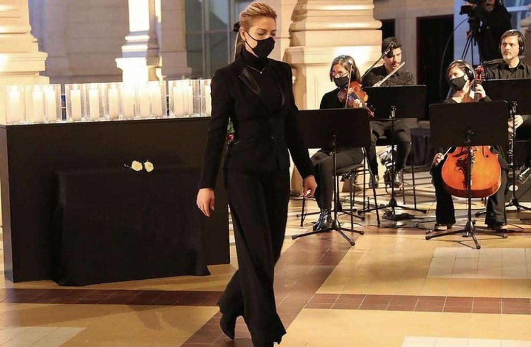 El look de Fabiola Yánez.