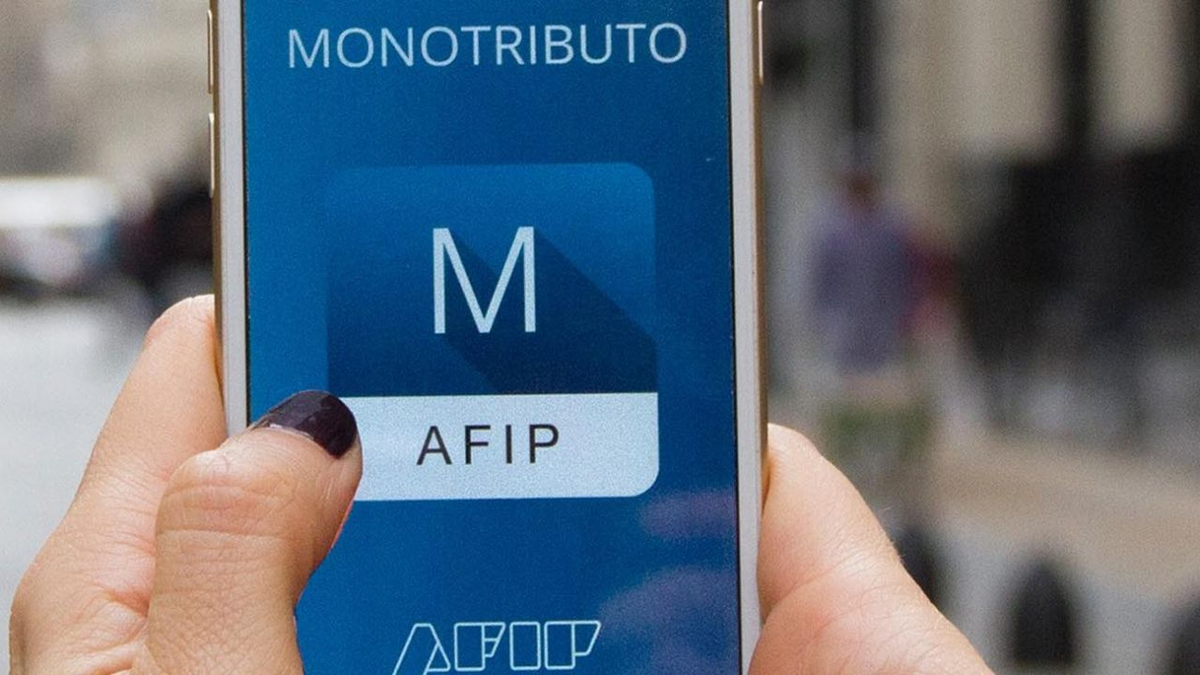La Administración Federal de Ingresos Públicos (AFIP ) informó que este miércoles 27 vence el plazo para efectuar el pago de la obligación mensual del monotributo.