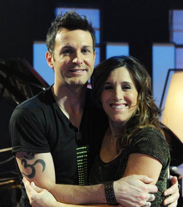 Axel junto a Soledad Pastorutti. 