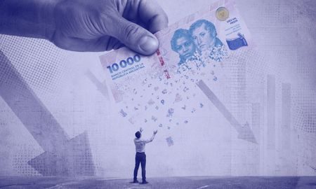 Se descuenta que en marzo, con la inflación del 3,4%, la caída salarial continuará y hasta podría profundizarse. Se descuenta que en marzo, con la inflación del 3,4%, la caída salarial continuará y hasta podría profundizarse.
