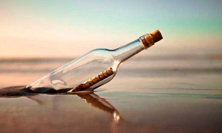 Un mensaje que fue lanzado al mar en 2018. Un mensaje que fue lanzado al mar en 2018.