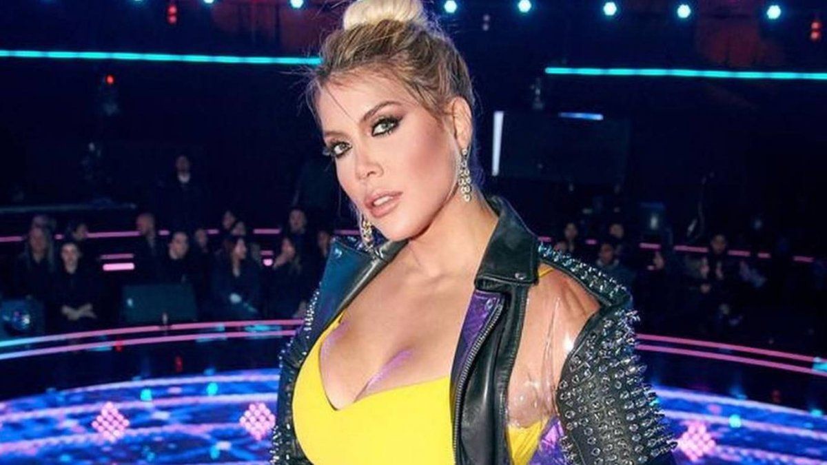 El desliz de Wanda Nara: se puso un catsuit de lycra que le marcó la pata  de camello