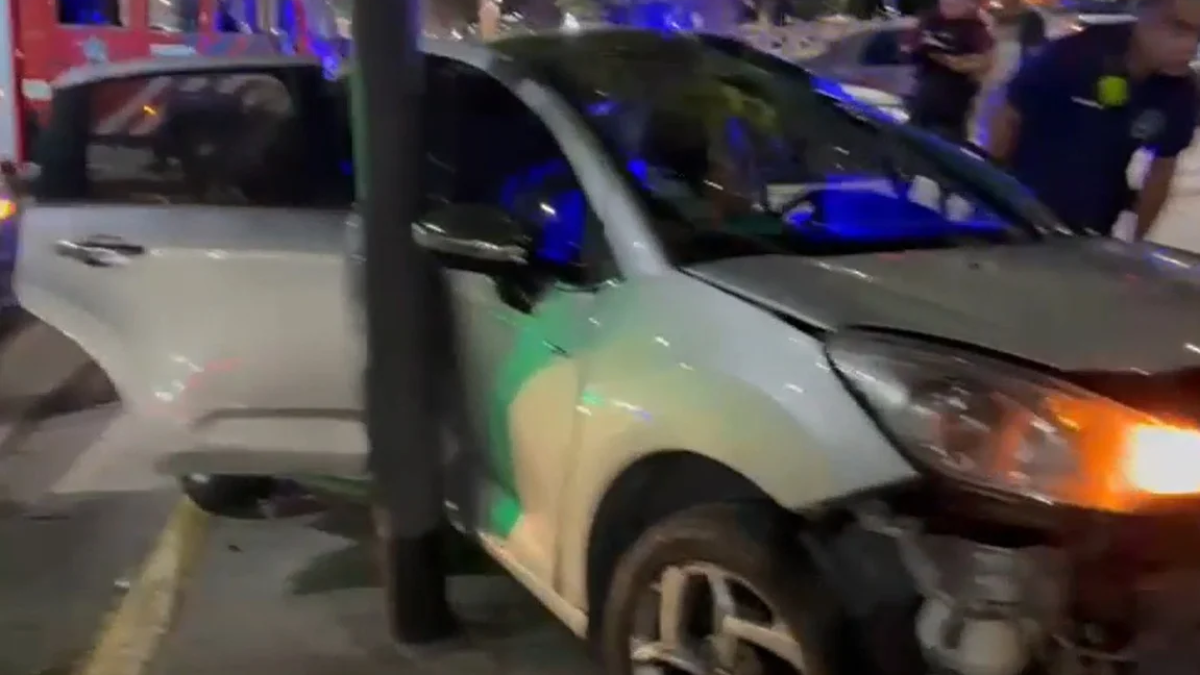 El siniestro ocurrió en el cruce de las avenidas Belgrano y Huergo.