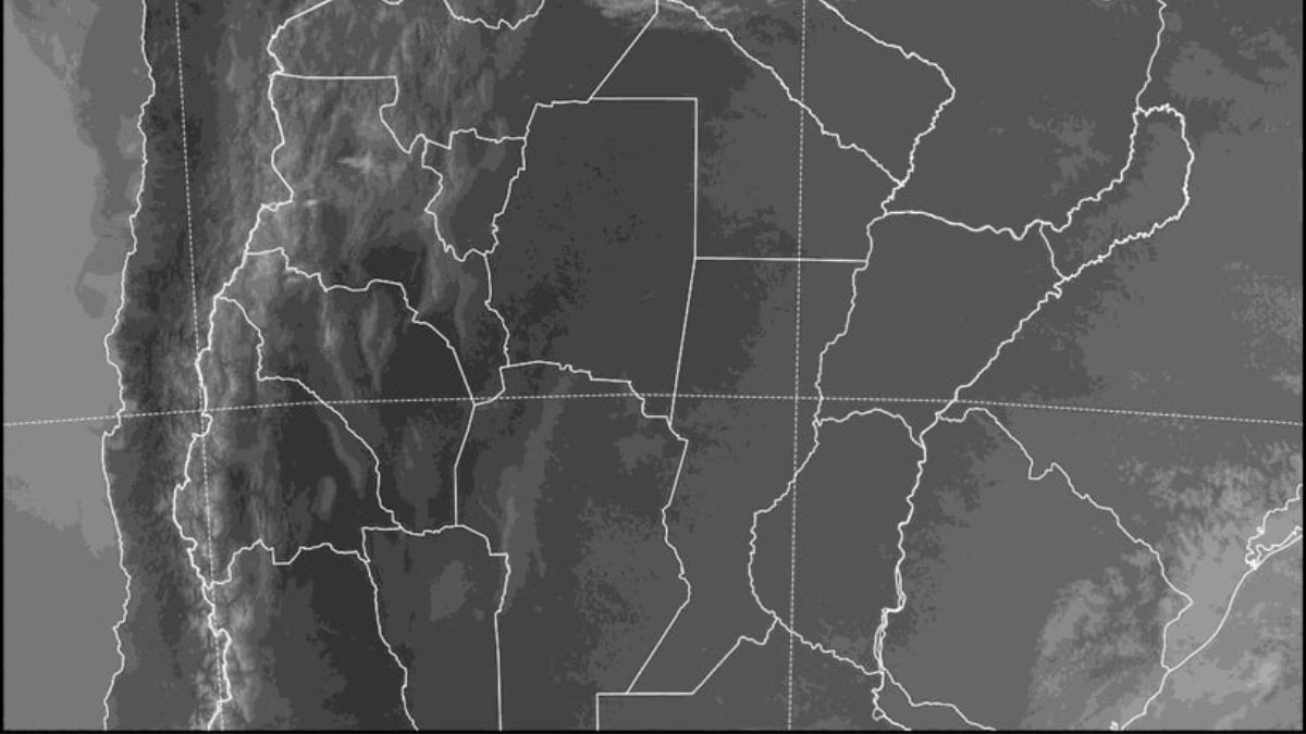 El calor se hará sentir en la mitad norte del país, donde la imagen satelital del pronóstico del tiempo muestra cielos mayormente despejados. El calor se hará sentir en la mitad norte del país, donde la imagen satelital del pronóstico del tiempo muestra cielos mayormente despejados.