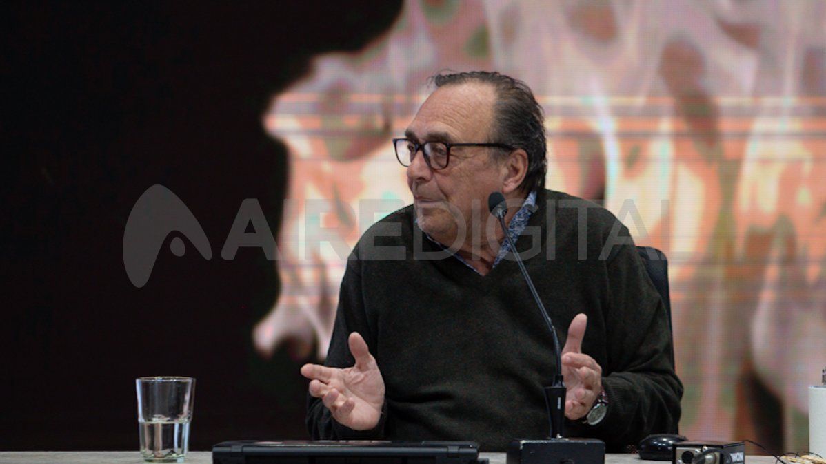 Fernández destacó como objetivos de la colección la pluralidad de voces y visibilizar hechos y personas que se invisibilizaron.