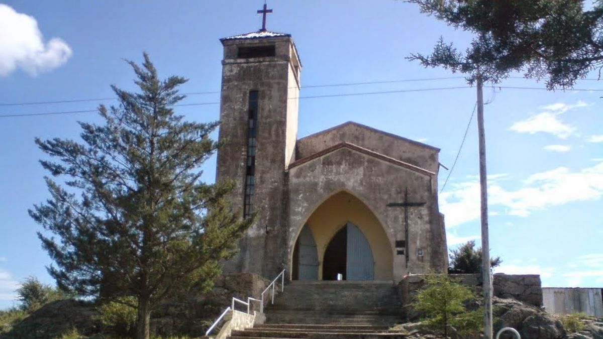 Uno de los principales atractivos es la capilla del pueblo, un lugar testigo de las fiestas patronales en honor a la Virgen de Lourdes. Uno de los principales atractivos es la capilla del pueblo, un lugar testigo de las fiestas patronales en honor a la Virgen de Lourdes.
