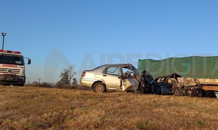 Murieron cinco personas tras un choque entre dos autos en la Ruta Nacional 34, a la altura de Tacural.
