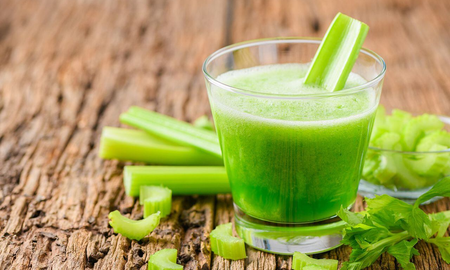 Jugo de apio para la dieta: beneficios y contraindicaciones Jugo de apio para la dieta: beneficios y contraindicaciones