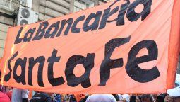 Bancarios anunciaron paros de 24 y 48 horas Bancarios anunciaron paros de 24 y 48 horas