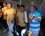 a puro cuarteto y fernet: gano una fortuna en el quini 6 y organizo una fiesta para todo el barrio a puro cuarteto y fernet: gano una fortuna en el quini 6 y organizo una fiesta para todo el barrio