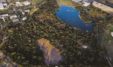 La construcción de un aulario en el límite con la reserva ecológica en el este de la ciudad generó protestas de grupos ambientalistas. Desde la UNL explicaron todos los resguardos que se realizaron para la ejecución de la obra. La construcción de un aulario en el límite con la reserva ecológica en el este de la ciudad generó protestas de grupos ambientalistas. Desde la UNL explicaron todos los resguardos que se realizaron para la ejecución de la obra.