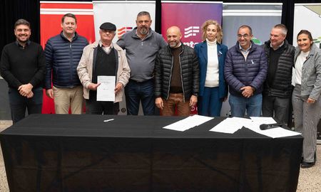 El ministro Gustavo Puccini encabezó una gira por Coronda y San Javier con anuncios productivos y acuerdos estratégicos. El ministro Gustavo Puccini encabezó una gira por Coronda y San Javier con anuncios productivos y acuerdos estratégicos.
