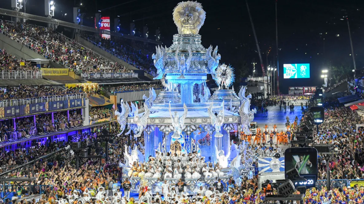 El Carnaval de Río de Janeiro es uno de los más impactantes de Brasil y del mundo