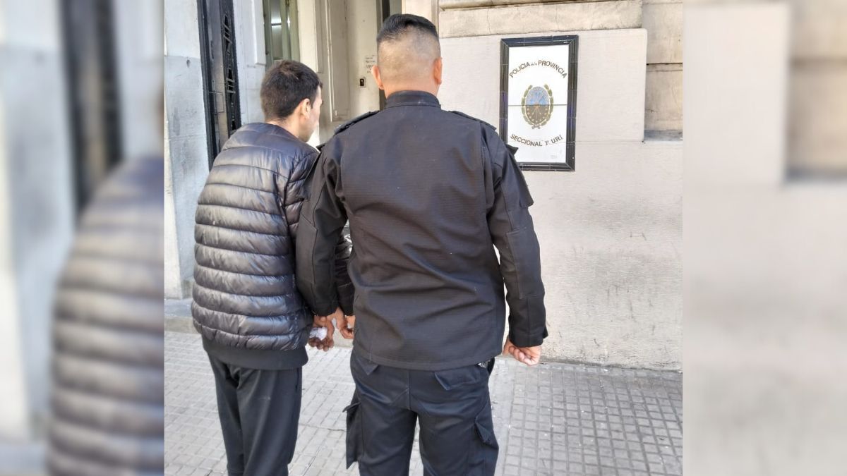 Recapturaron frente a la Municipalidad de Santa Fe al detenido que se había fugado del hospital Cullen.