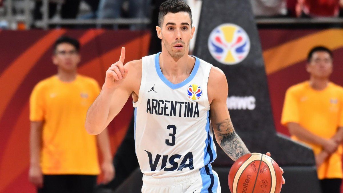 El base argentino Luca Vildoza es pretendido por Milwaukee Bucks