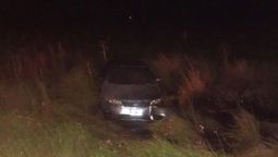 altText(Iba por Ruta 11, perdió el control del auto y terminó en un zanjón)}