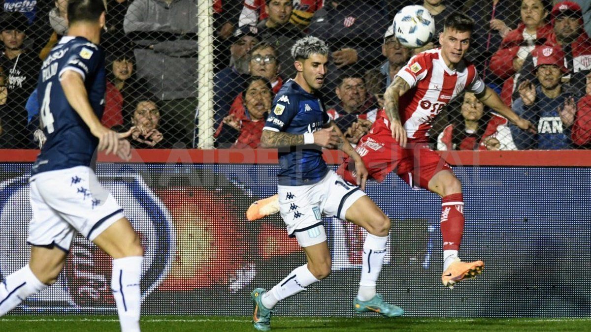 El Tatengue y la Academia se enfrentan en el estadio 15 de Abril.&nbsp;
