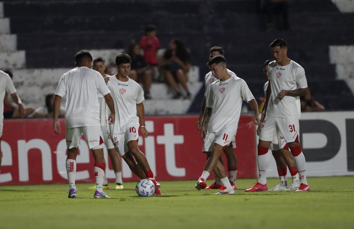 Unión vs. Independiente Rivadavia, por el Torneo Apertura: horario, formaciones y dónde ver en vivo