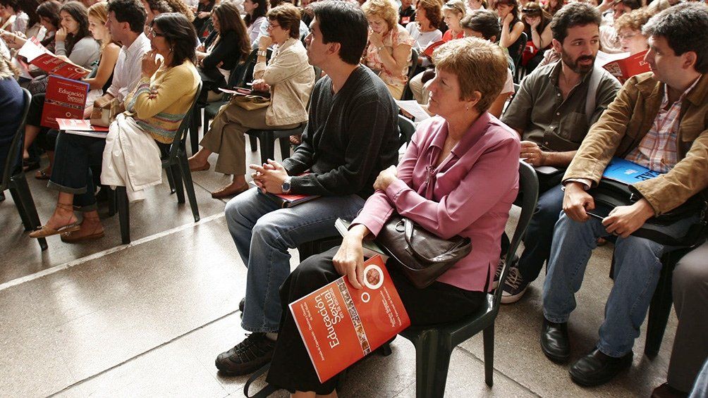 Previo a su sanción, las charlas y talleres eran