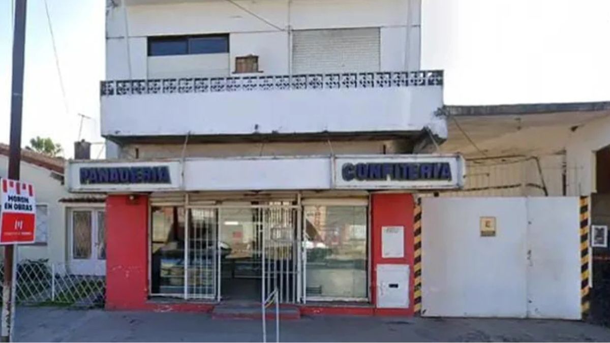 La panadería y departamento en donde mataron al comerciante de Morón.