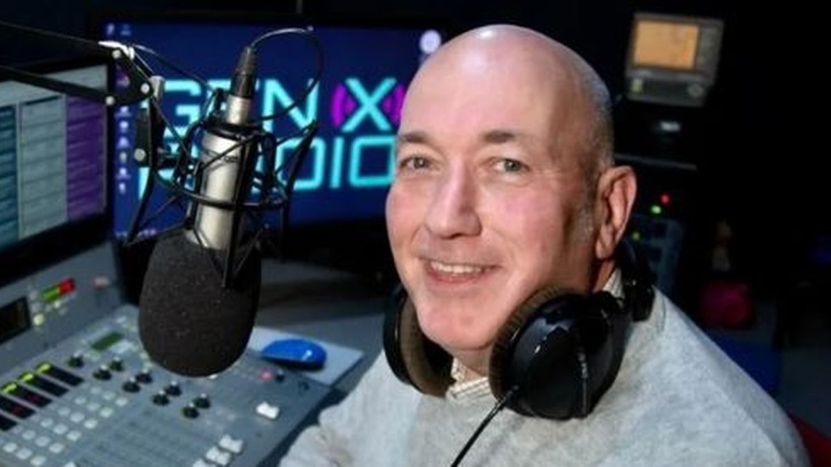 Tim Gough se descompensó y murió.