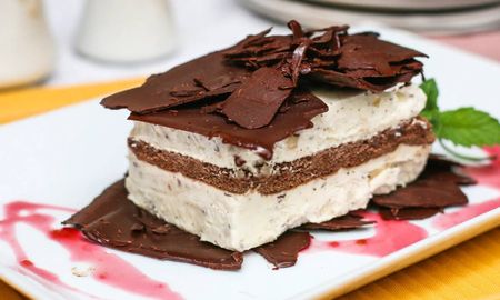 Aprendé a hacer este rico tiramisú aturronado para palpitar las Fiestas, con la receta de Maru Botana. Aprendé a hacer este rico tiramisú aturronado para palpitar las Fiestas, con la receta de Maru Botana.