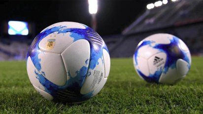 Reunión entre capitanes: para los jugadores, el fútbol podría volver en septiembre 