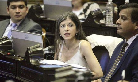 Se filtró un tercer audio de la diputada oficialista Fernanda Vallejos. Se filtró un tercer audio de la diputada oficialista Fernanda Vallejos.