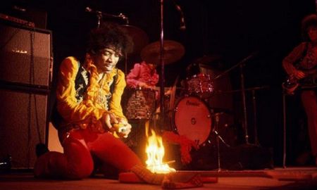 Jimi Hendrix el día que prendió fuego su guitarra - Monterey 1967 Jimi Hendrix el día que prendió fuego su guitarra - Monterey 1967