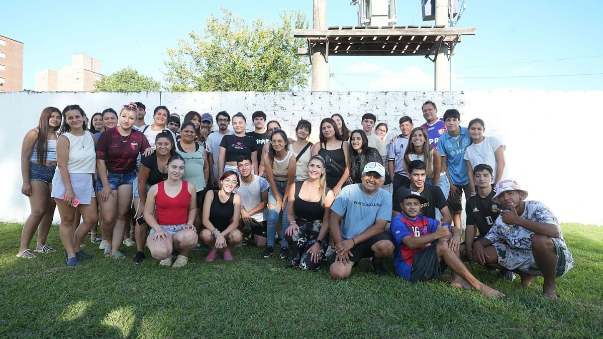 En la ciudad de Santa Fe, 875 jóvenes formaron parte de la propuesta. En la ciudad de Santa Fe, 875 jóvenes formaron parte de la propuesta.