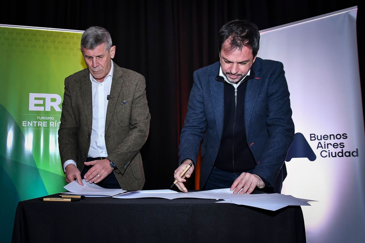 El marco del evento se firmó un convenio de colaboración entre el Ente de Turismo de CABA y el Ente Entre Ríos Turismo que tiene como objetivo llevar adelante acciones recíprocas para estimular la promoción de sus actividades turísticas en el resto del país. El marco del evento se firmó un convenio de colaboración entre el Ente de Turismo de CABA y el Ente Entre Ríos Turismo que tiene como objetivo llevar adelante acciones recíprocas para estimular la promoción de sus actividades turísticas en el resto del país.