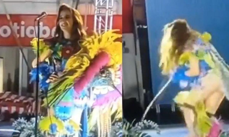 México: una modelo agarró un micrófono, se electrocutó y se desplomó en el escenario México: una modelo agarró un micrófono, se electrocutó y se desplomó en el escenario