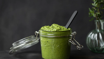 Pesto: la receta italiana para una salsa que va con todo