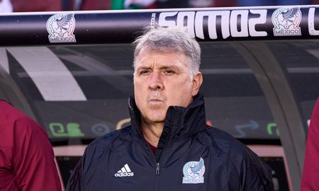 Gerardo Tata Martino entregó la lista preliminar de convocados de México para el Mundial Qatar 2022. Gerardo Tata Martino entregó la lista preliminar de convocados de México para el Mundial Qatar 2022.