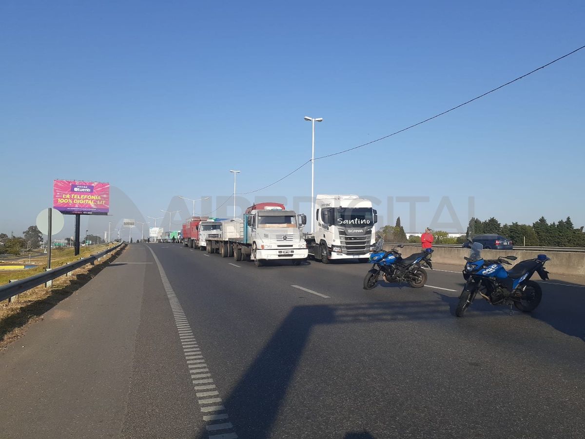 Desde temprano se registraba gran congestión vehicular.