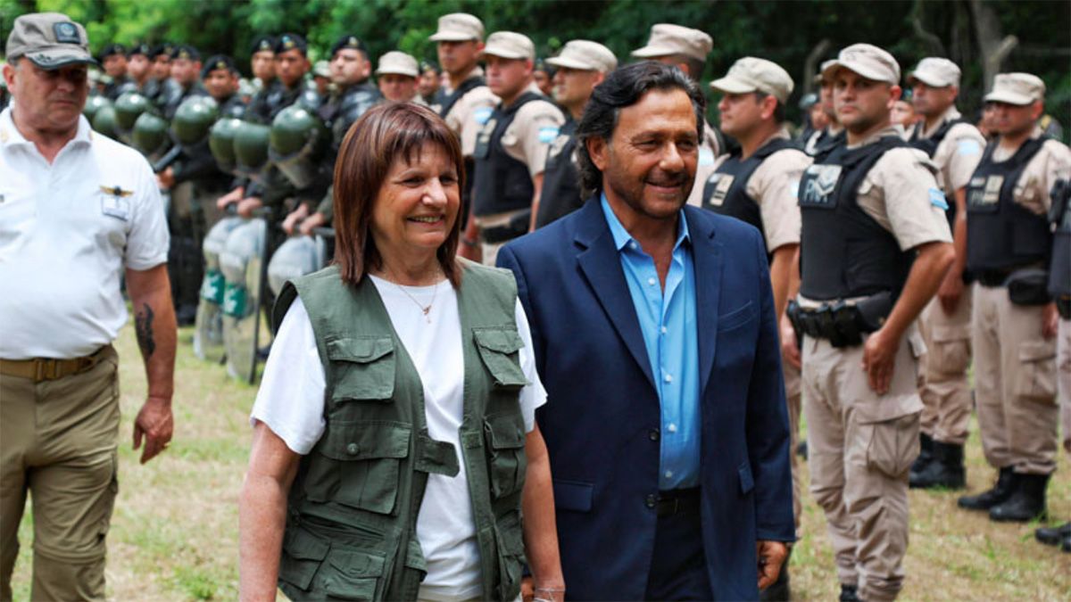 La ministra de Seguridad de la Nación Patricia Bullrich junto al gobernador de Salta Gustavo Sáenz.