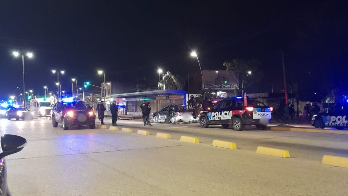 El accidente se produjo durante la noche de este sábado en el norte de la ciudad de Santa Fe.