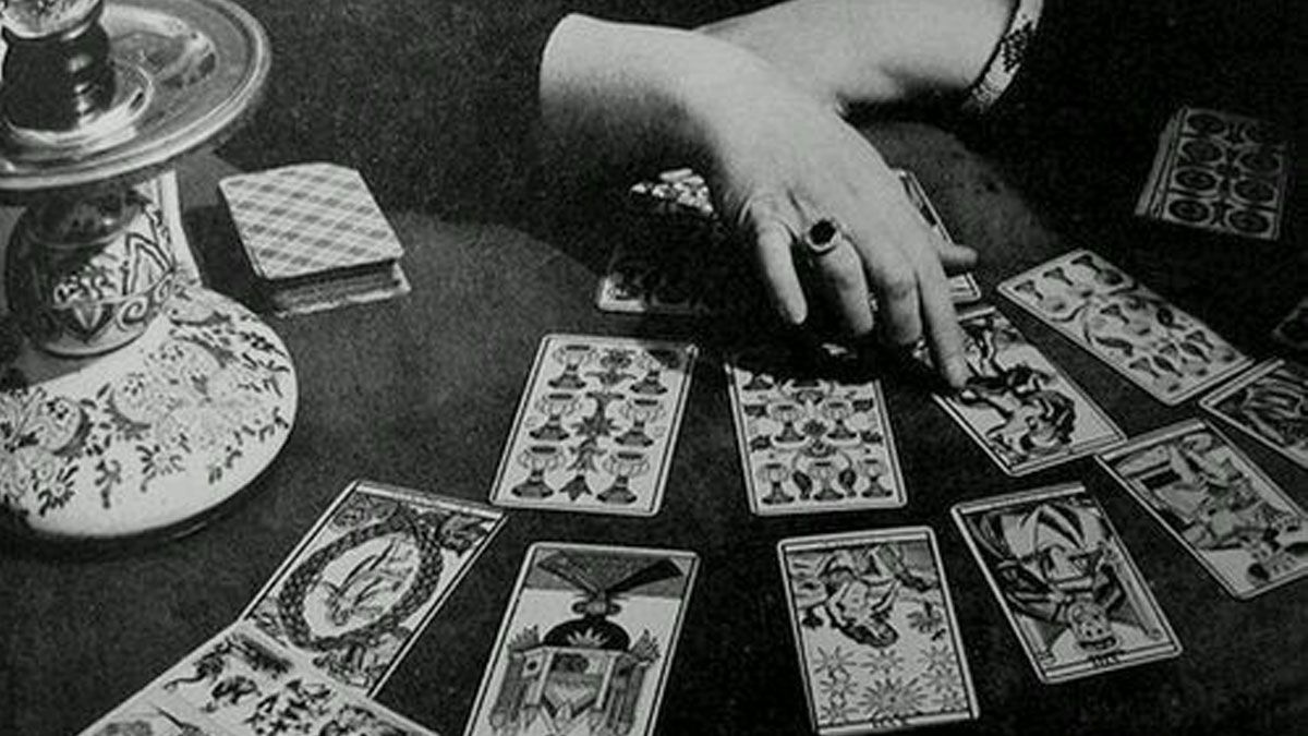 Qué le depara a cada signo del zodiaco para mayo según el tarot