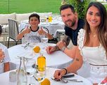 Las fotos junto a Thiago, Mateo y Ciro son otro de los rituales que repite en cada campeonato importante. Las fotos junto a Thiago, Mateo y Ciro son otro de los rituales que repite en cada campeonato importante.
