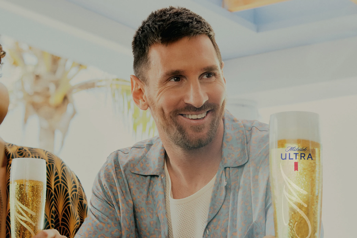 Lionel Messi al Super Bowl: el 10 protagonizó la publicidad de una marca de cerveza