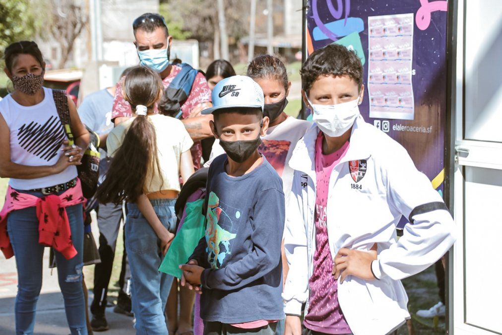 En principio el operativo de vacunación en espacios culturales tendrá una duración de tres semanas, aunque no se descarta que se extienda.