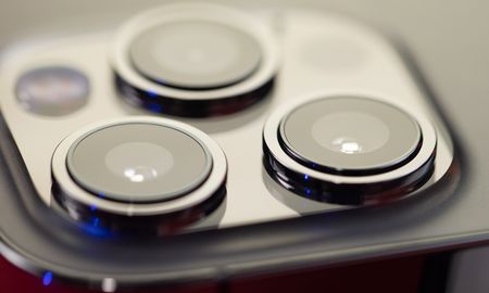 Apple planea mejorar aún más uno de los apartados ya sobresalientes del iPhone. Apple planea mejorar aún más uno de los apartados ya sobresalientes del iPhone.