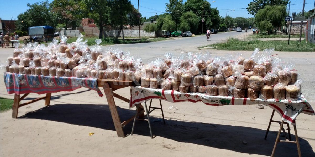 La ONG Innuma regaló 800 pan dulces a los vecinos de barrio Yapeyú