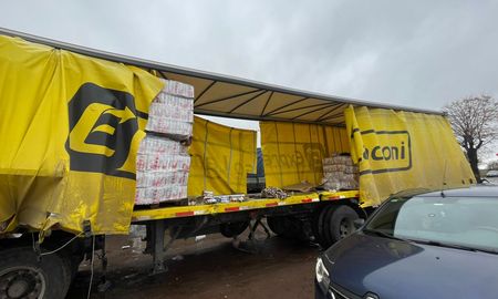 El choque se dio cuando el conductor salía de un parador ubicado en la ruta 11, en zona norte de Nelson. El choque se dio cuando el conductor salía de un parador ubicado en la ruta 11, en zona norte de Nelson.
