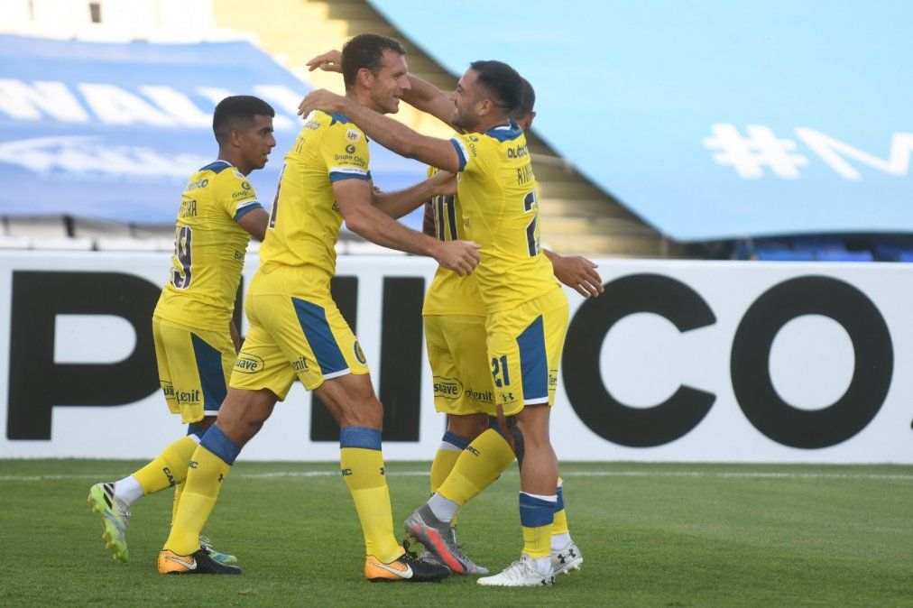 El Canalla consiguió un importante triunfo para seguir con aspiraciones en la parte principal del torneo.