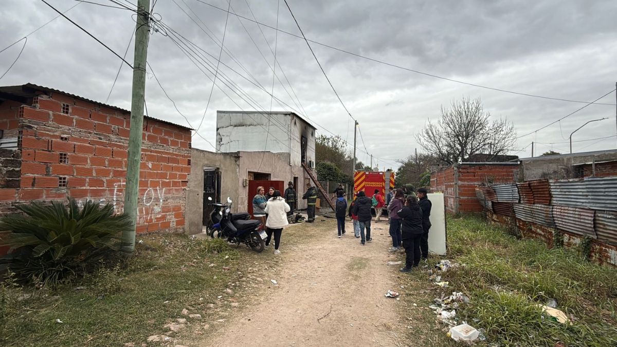 No hubo heridos ni personas intoxicadas, pero las pérdidas materiales fueron importantes. No hubo heridos ni personas intoxicadas, pero las pérdidas materiales fueron importantes.