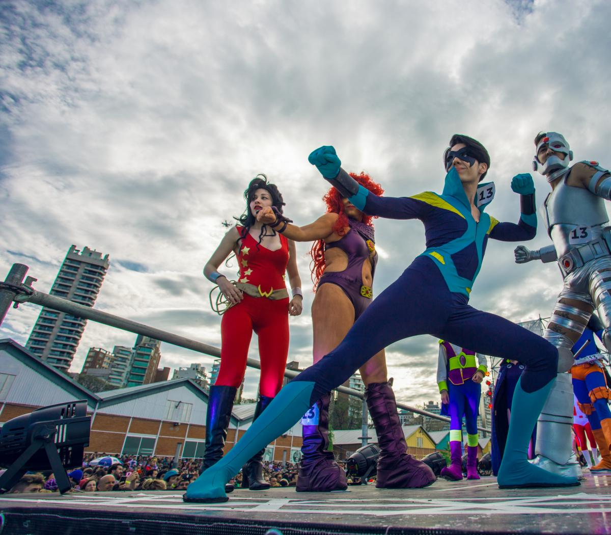 Parte del concurso de cosplay realizado el día domingo 14