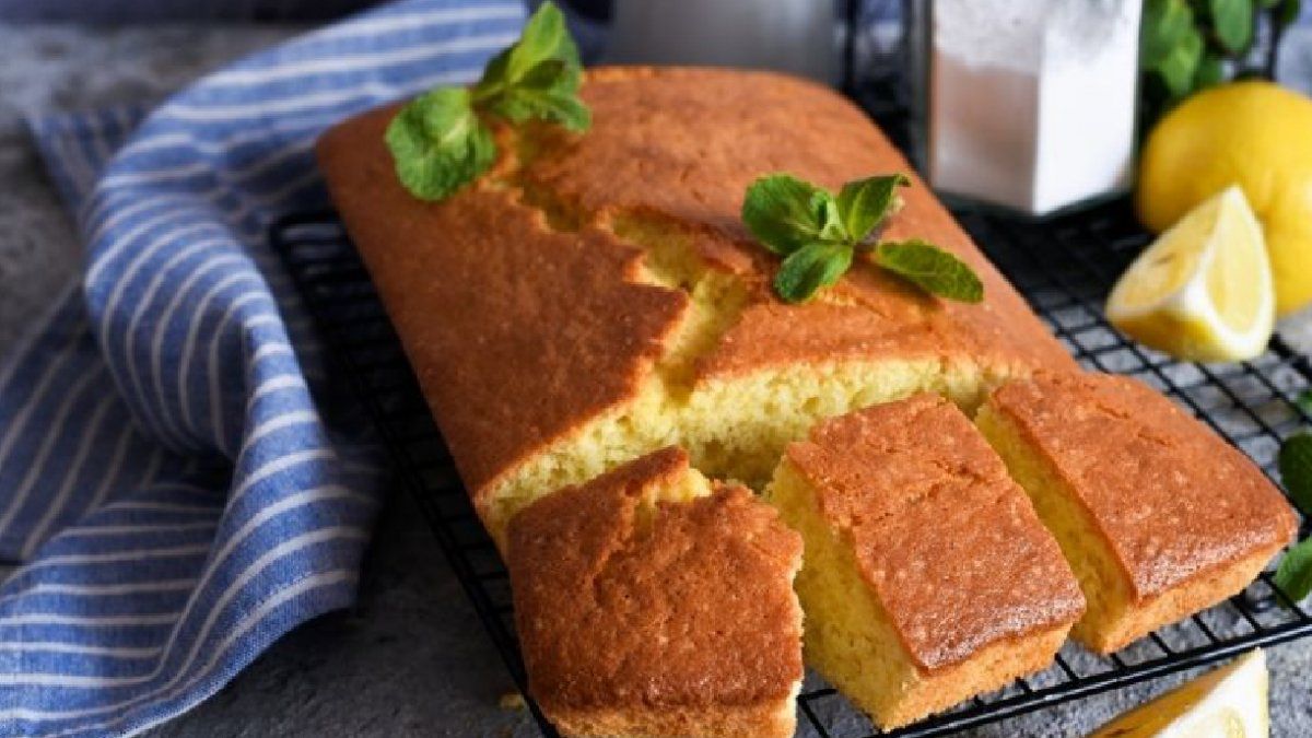 Cómo Hacer Un Pastel De Vainilla Sencillo