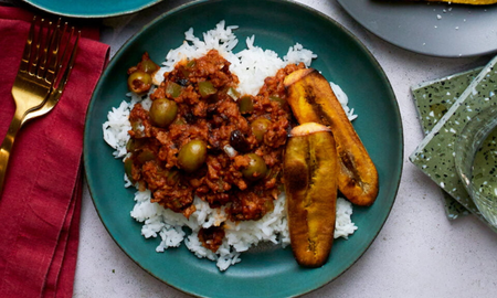 Un plato sencillo, rendidor y con historia, que demuestra que la cocina cubana también brilla en las recetas más humildes. Un plato sencillo, rendidor y con historia, que demuestra que la cocina cubana también brilla en las recetas más humildes.